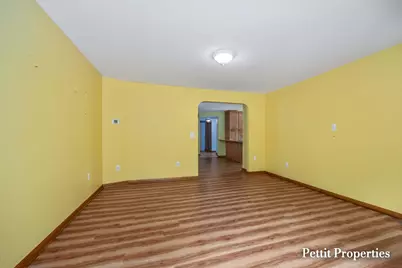 302 John Street, Clare, MI 48617 - Photo 8