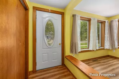 302 John Street, Clare, MI 48617 - Photo 6