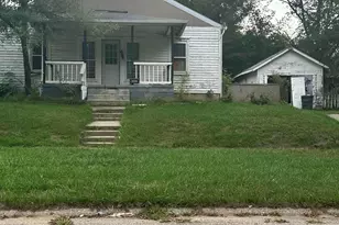 4326 Circle Dr, Flint, MI 48507 - Photo 2
