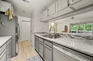 3360 Pine Meadow Dr SE, Kentwood, MI 49512 - Photo 10