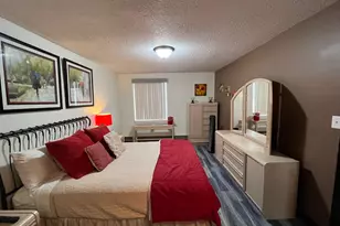 225 N Shore Dr, South Haven, MI 49090 - Photo 4