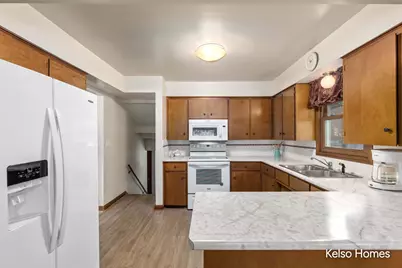 1704 Millbank Street SE, Grand Rapids, MI 49508 - Photo 6