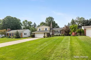 1704 Millbank St SE, Grand Rapids, MI 49508 - Photo 24