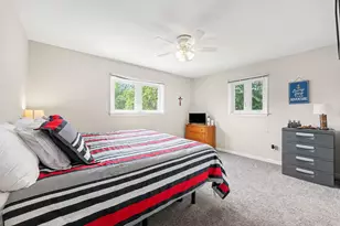124 Claremont Cir, Brooklyn, MI 49230 - Photo 14