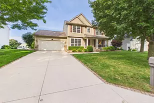 6747 Winter Creek Rd, Norton Shores, MI 49444 - Photo 2