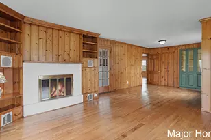 734 Lakeview Dr, Lake Odessa, MI 48849 - Photo 12