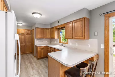 1151 Brownell Street SE, Grand Rapids, MI 49508 - Photo 8