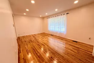 30215 Stockton Ave, Farmington Hills, MI 48336 - Photo 6