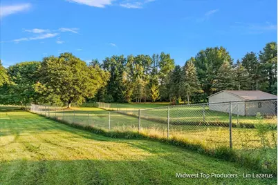 11152 Southbrook Drive, Ceresco, MI 49033 - Photo 8