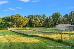 11152 Southbrook Dr, Ceresco, MI 49033 - Photo 8