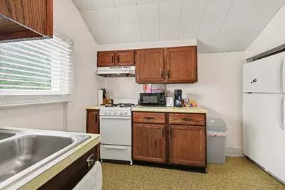 972 Michigan Avenue, Adrian, MI 49221 - Photo 8