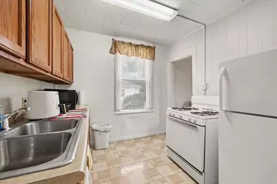 972 Michigan Avenue, Adrian, MI 49221 - Photo 10