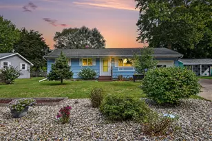 284 W Morgan Ave W, Battle Creek, MI 49037 - Photo 2