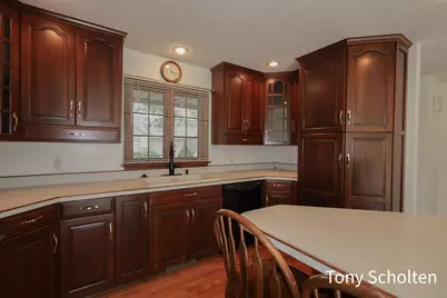 6256 Springmont Drive #39, Hudsonville, MI 49426 - Photo 8