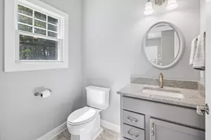556 N Shore Dr, South Haven, MI 49090 - Photo 18