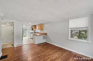 4977 Hunsberger Ave NE, Grand Rapids, MI 49525 - Photo 6