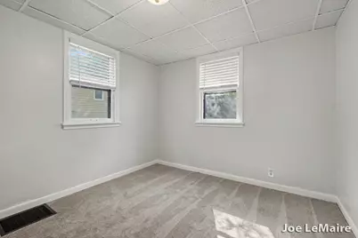 4977 Hunsberger Avenue NE, Grand Rapids, MI 49525 - Photo 12