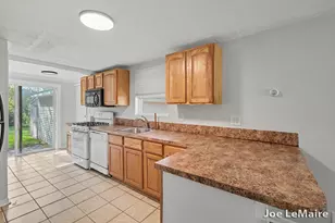 4977 Hunsberger Ave NE, Grand Rapids, MI 49525 - Photo 8