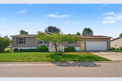 3524 Cloverfield Drive, Cedar Springs, MI 49319 - Photo 2