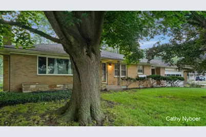 3860 Ivanrest Avenue SW, Grandville, MI 49418 - Photo 2