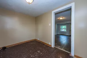 4960 Paw Paw Lake Rd, Coloma, MI 49038 - Photo 12