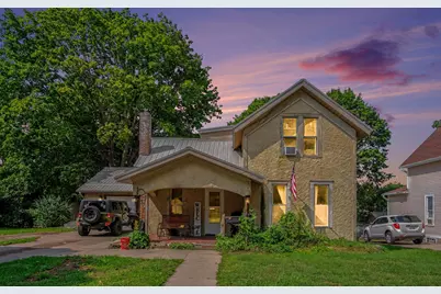 717 S Broas Street, Belding, MI 48809 - Photo 2