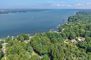 6101 S Shore Dr, Whitehall, MI 49461 - Photo 46