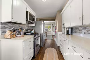 4078 Highgate Rd, Norton Shores, MI 49441 - Photo 14