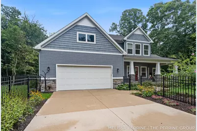 12125 Cherry Creek Ridge NE, Lowell, MI 49331 - Photo 6