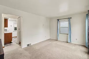18286 Denby St, Bedford, MI 48240 - Photo 4