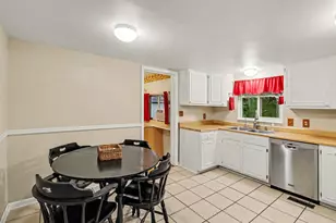 3219 West St, Milford, MI 48380 - Photo 10