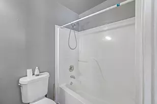 7365 Maplelawn Dr, Ypsilanti, MI 48197 - Photo 32