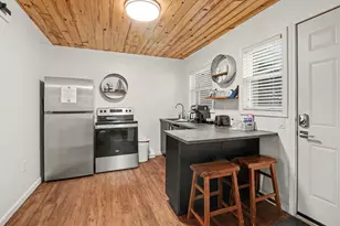 414 E Ludington Ave, Ludington, MI 49431 - Photo 24