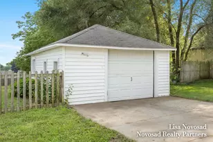 2124 Rosewood St, Jenison, MI 49428 - Photo 28