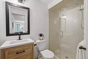 21542 Beauford Ct, Farmington Hills, MI 48167 - Photo 26