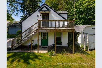 722 Lake Street, Saugatuck, MI 49453 - Photo 2