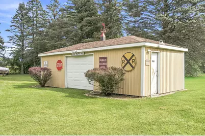 9557 Cleveland Avenue, Baroda, MI 49101 - Photo 48