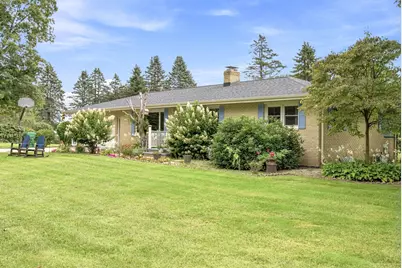 9557 Cleveland Avenue, Baroda, MI 49101 - Photo 6