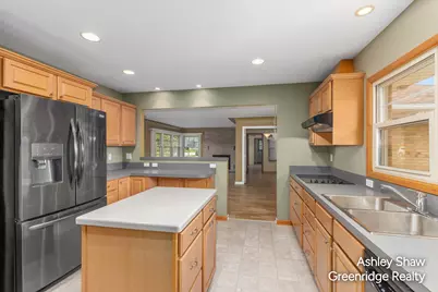 750 Pine Avenue, Holland, MI 49423 - Photo 6