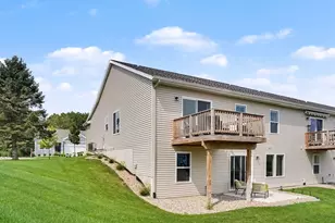 1418 N Village Cir, Kalamazoo, MI 49009 - Photo 28