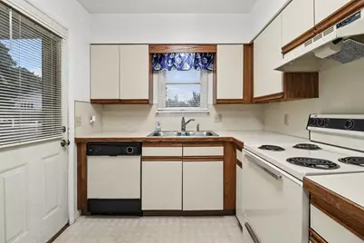 304 S Ferry Street #3, Ludington, MI 49431 - Photo 14