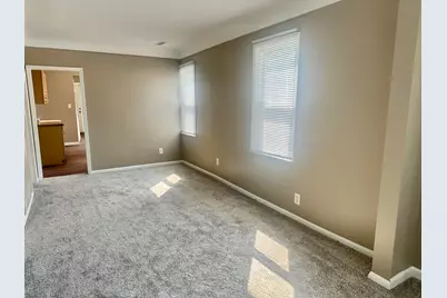 22464 Rein Avenue, Eastpointe, MI 48021 - Photo 10