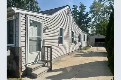 22464 Rein Avenue, Eastpointe, MI 48021 - Photo 2
