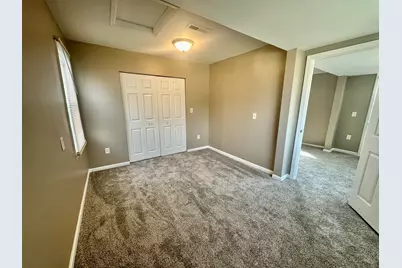 22464 Rein Avenue, Eastpointe, MI 48021 - Photo 12