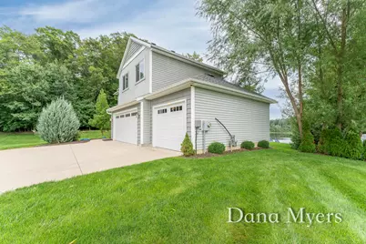306 Kingfisher Court, Caledonia, MI 49316 - Photo 4