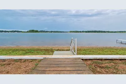 11334 E Shore Drive, Delton, MI 49046 - Photo 10
