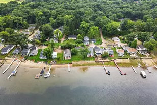 11334 E Shore Dr, Delton, MI 49046 - Photo 16