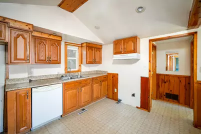 104 Dale Drive, Houghton Lake, MI 48629 - Photo 4