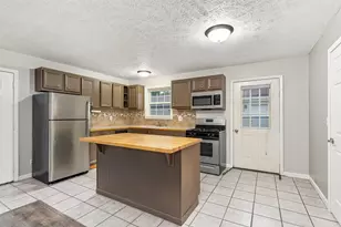 12973 Roughys Dr, Wayland, MI 49348 - Photo 8