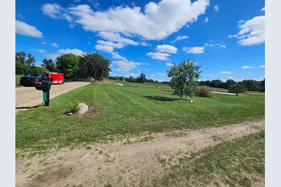 6597 W Walton Road, Blanchard, MI 49310 - Photo 8